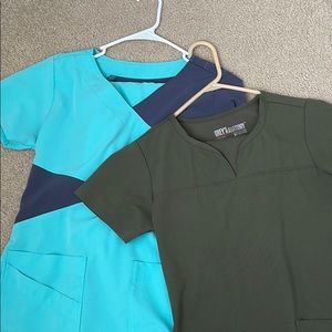 Signature Greys Anatomy Scrub Set of 2